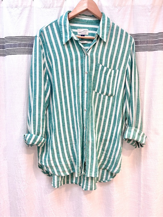 Universal Thread Tops - Universal Thread Green and White Relaxed Linen Shirt / Beach Cover Up